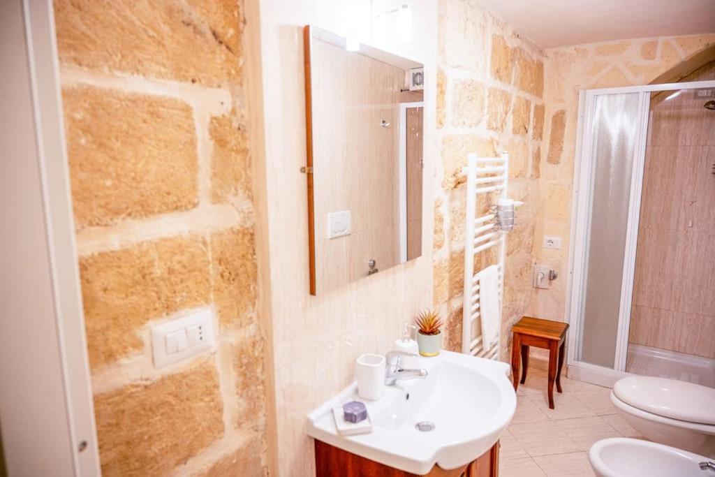 Borgo Antico-Centro Storico Casa Ventosa Apartment ออเรีย ภายนอก รูปภาพ