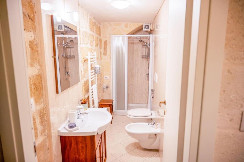 Borgo Antico-Centro Storico Casa Ventosa Apartment ออเรีย ภายนอก รูปภาพ